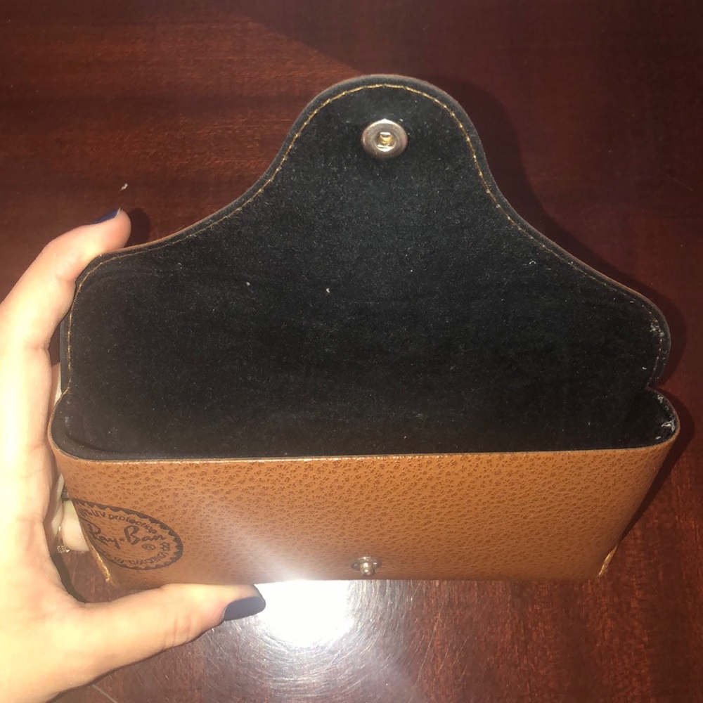 Ray Ban Case - Picture 4 of 4